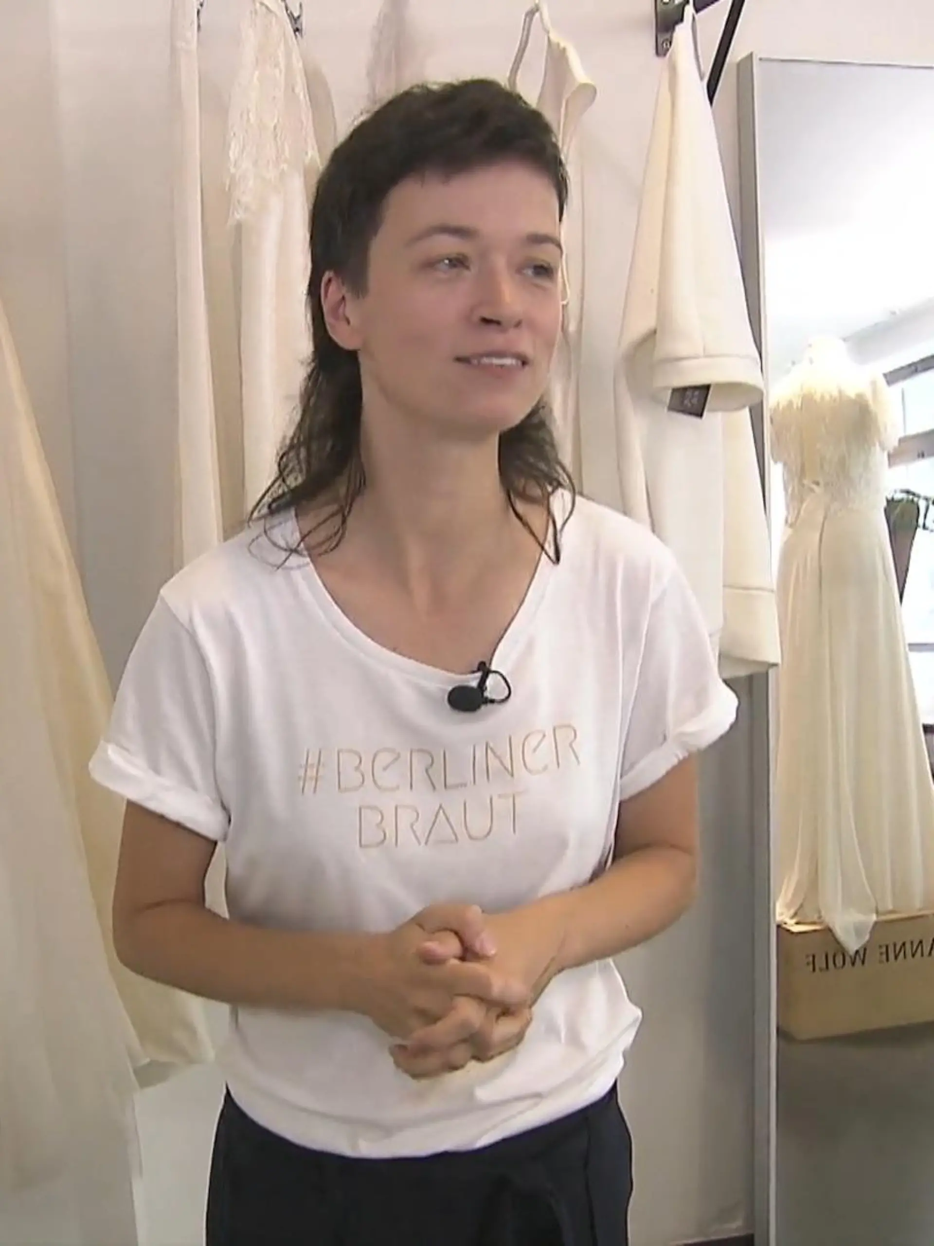 Bild zu: "Berlin verliert eine echte Brautkleid-Institution. Anne Wolf macht zu"