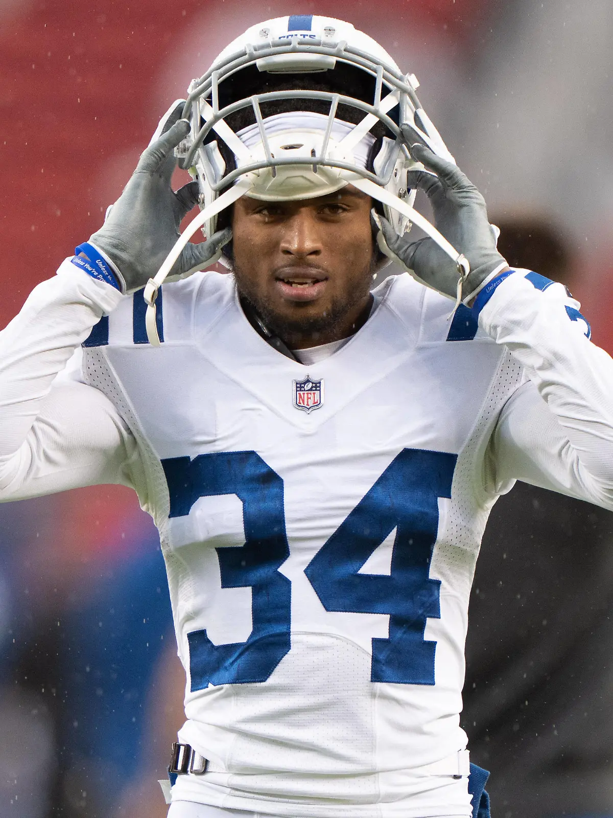 NFL, American Football Herren, USA Indianapolis Colts at San Francisco 49ers, Oct 24, 2021 Santa Clara, California, USA Indianapolis Colts cornerback Isaiah Rodgers 34 before the game against the San Francisco 49ers at Levi s Stadium. Mandatory Credit: Stan Szeto-USA TODAY Sports, 24.10.2021 16:25:58, 17035743, Indianapolis Colts, San Francisco 49ers, Levi s Stadium, Isaiah Rodgers, NFL PUBLICATIONxINxGERxSUIxAUTxONLY Copyright: xStanxSzetox 17035743