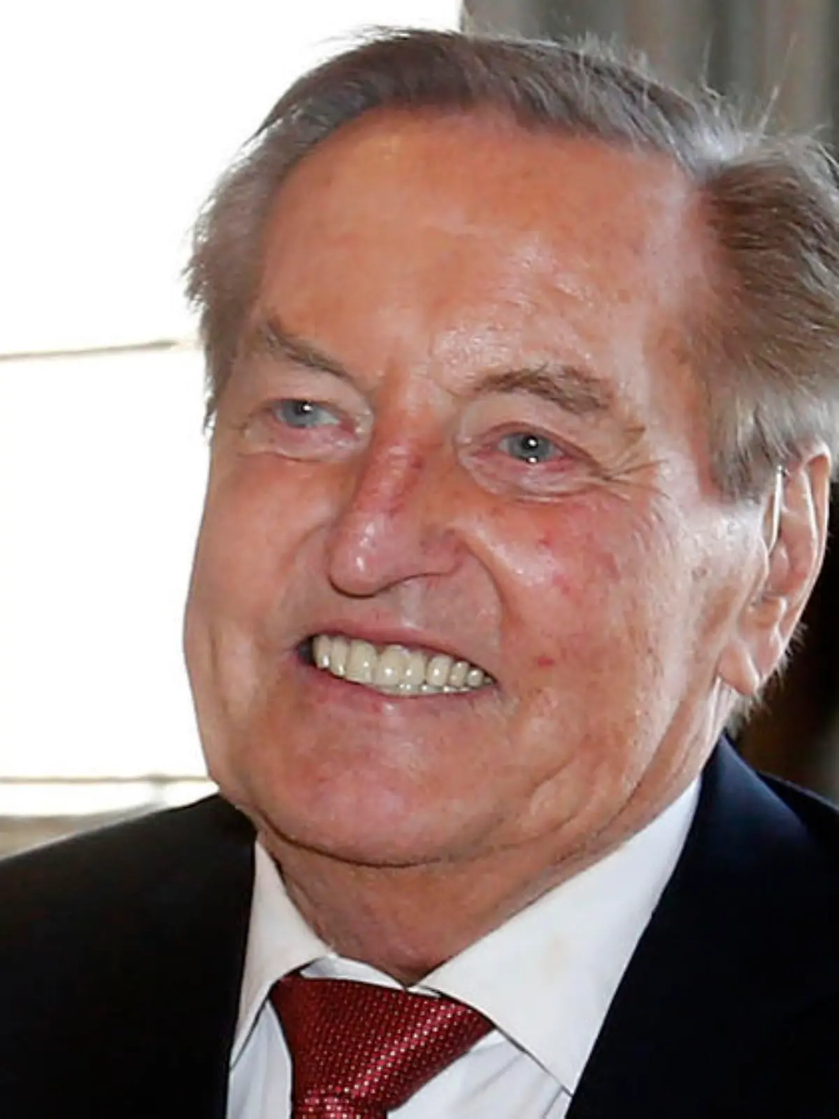 Gerhard Mayer-Vorfelder auf einem Empfang zu seinem 80. Geburtstag in Stuttgart
