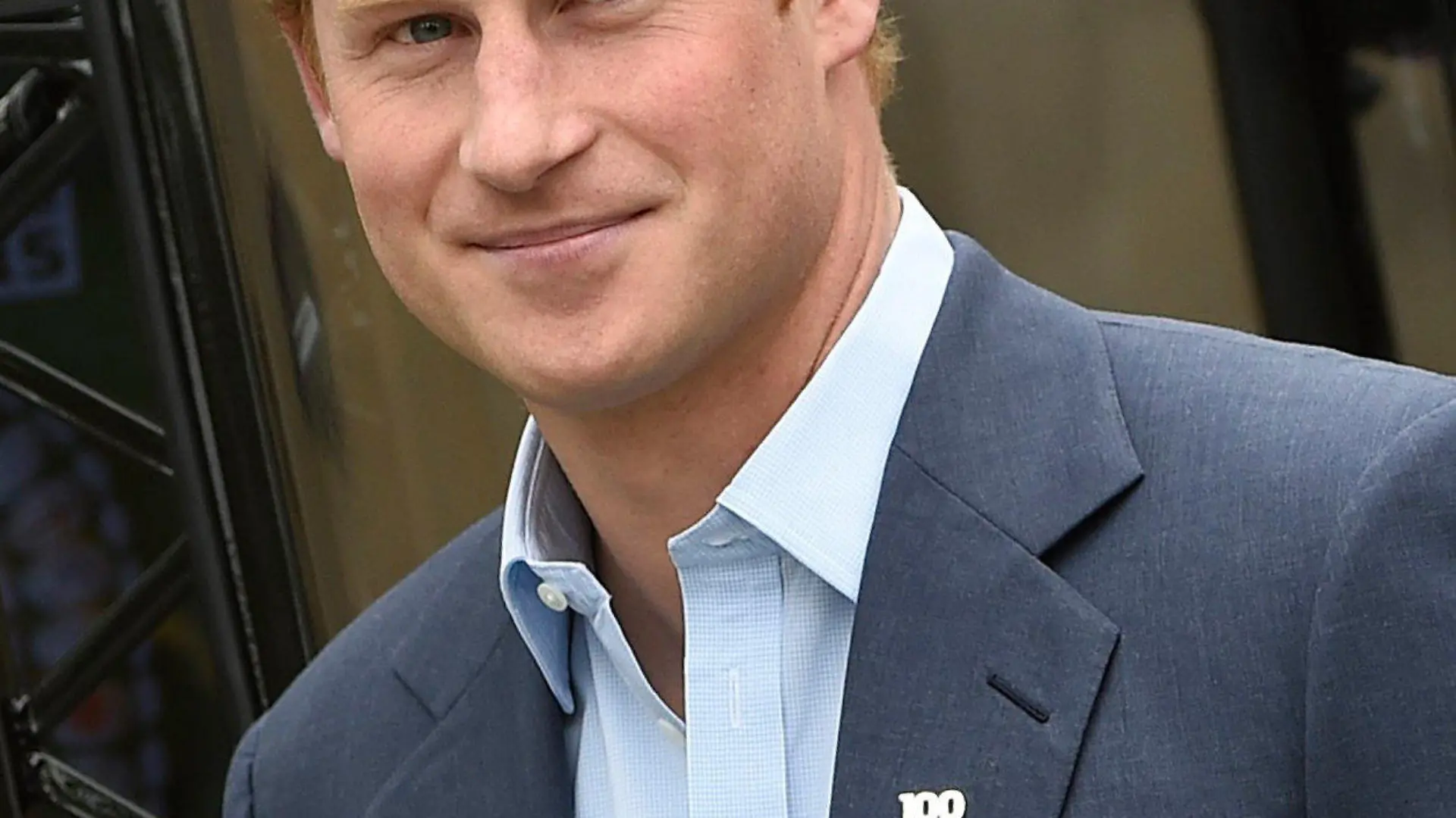 FILE - Britain's Prince Harry at Twickenham stadium, south west London, England, 10 June 2015. EPA/FACUNDO ARRIZABALAGA (zu dpa "Auf dem Heiratsmarkt der Adeligen wird es enger" vom 14.06.2015) +++(c) dpa - Bildfunk+++