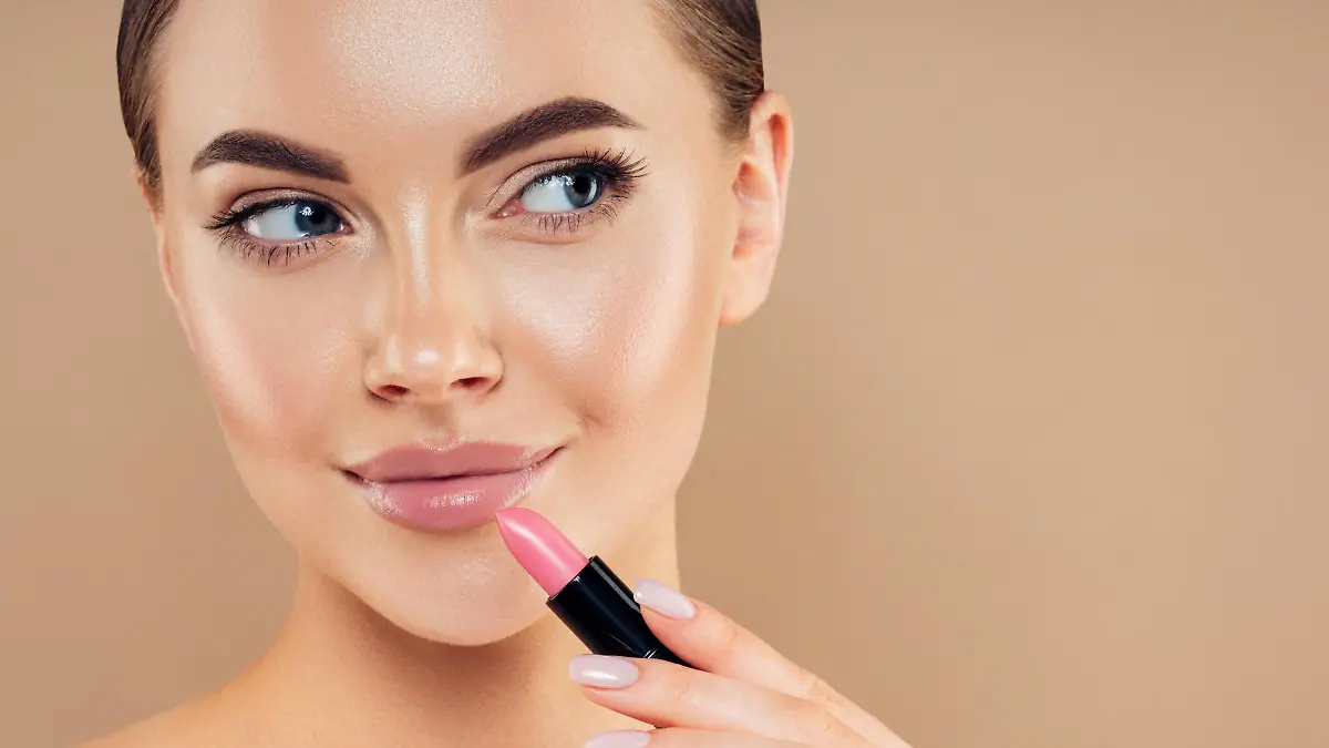 Nude-Töne können sehr vorteilhaft sein