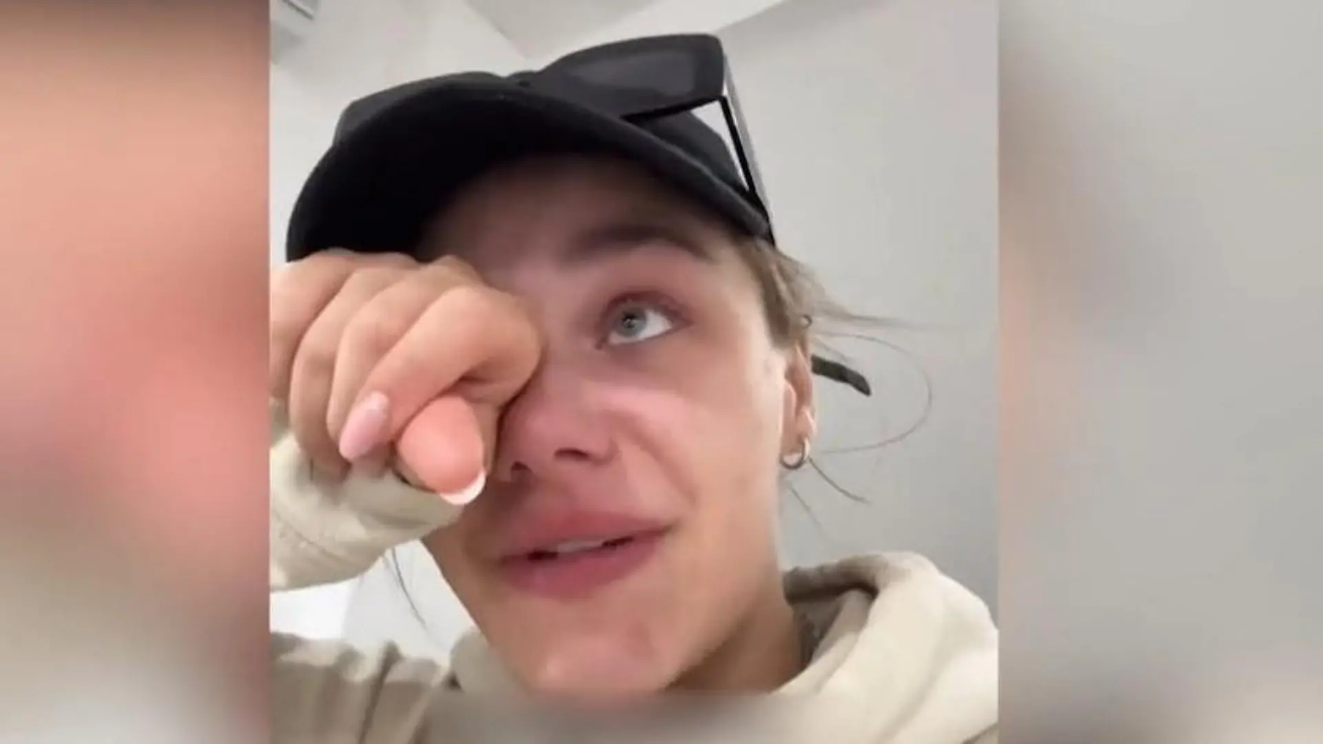 Fäkalien, Schimmel und Drogen! Deutsche Influencerin (20) erlebt Airbnb-Horror „Ich hab' noch nie so etwas Schlimmes gesehen”