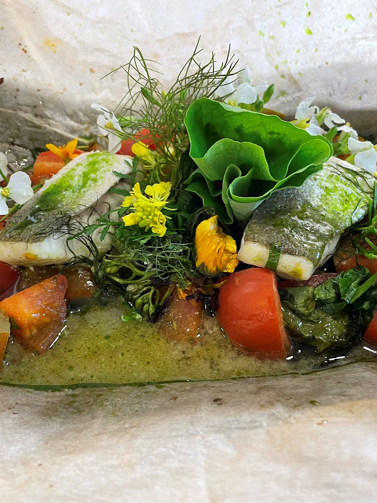 „Fisch en Papillote” heißt nichts anderes, als in Papierumschlag gegart.