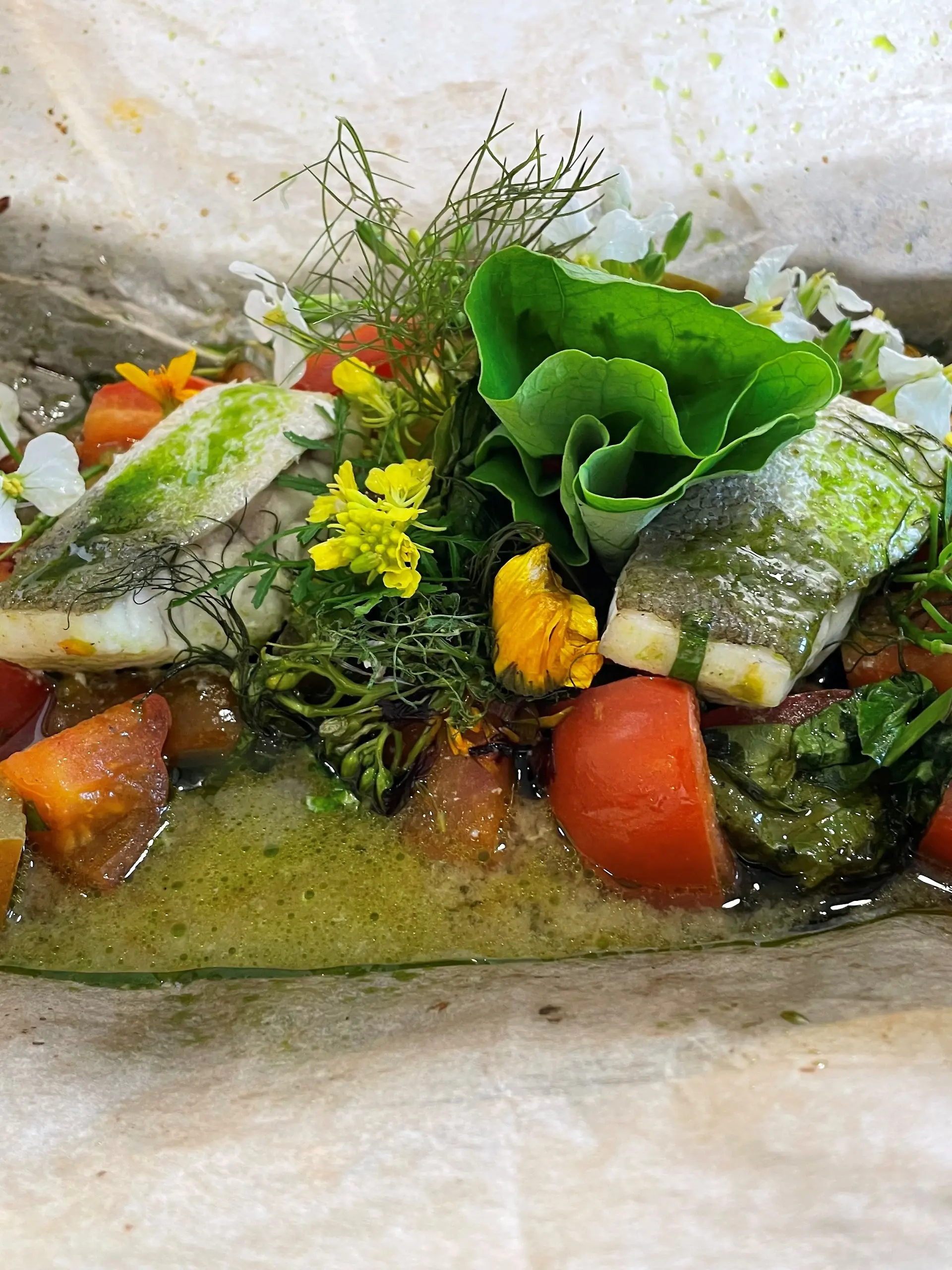 „Fisch en Papillote” heißt nichts anderes, als in Papierumschlag gegart.