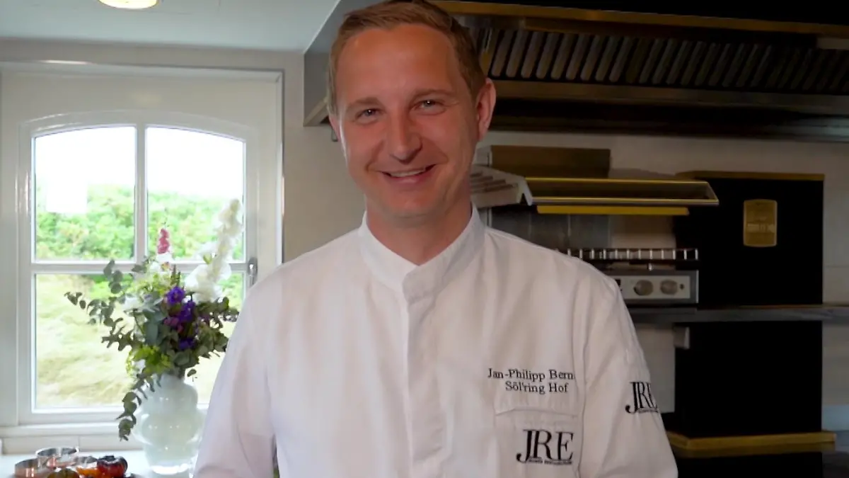 Jan Philipp Berner kocht auf Sylt im legendären Söl’Ring Hof.