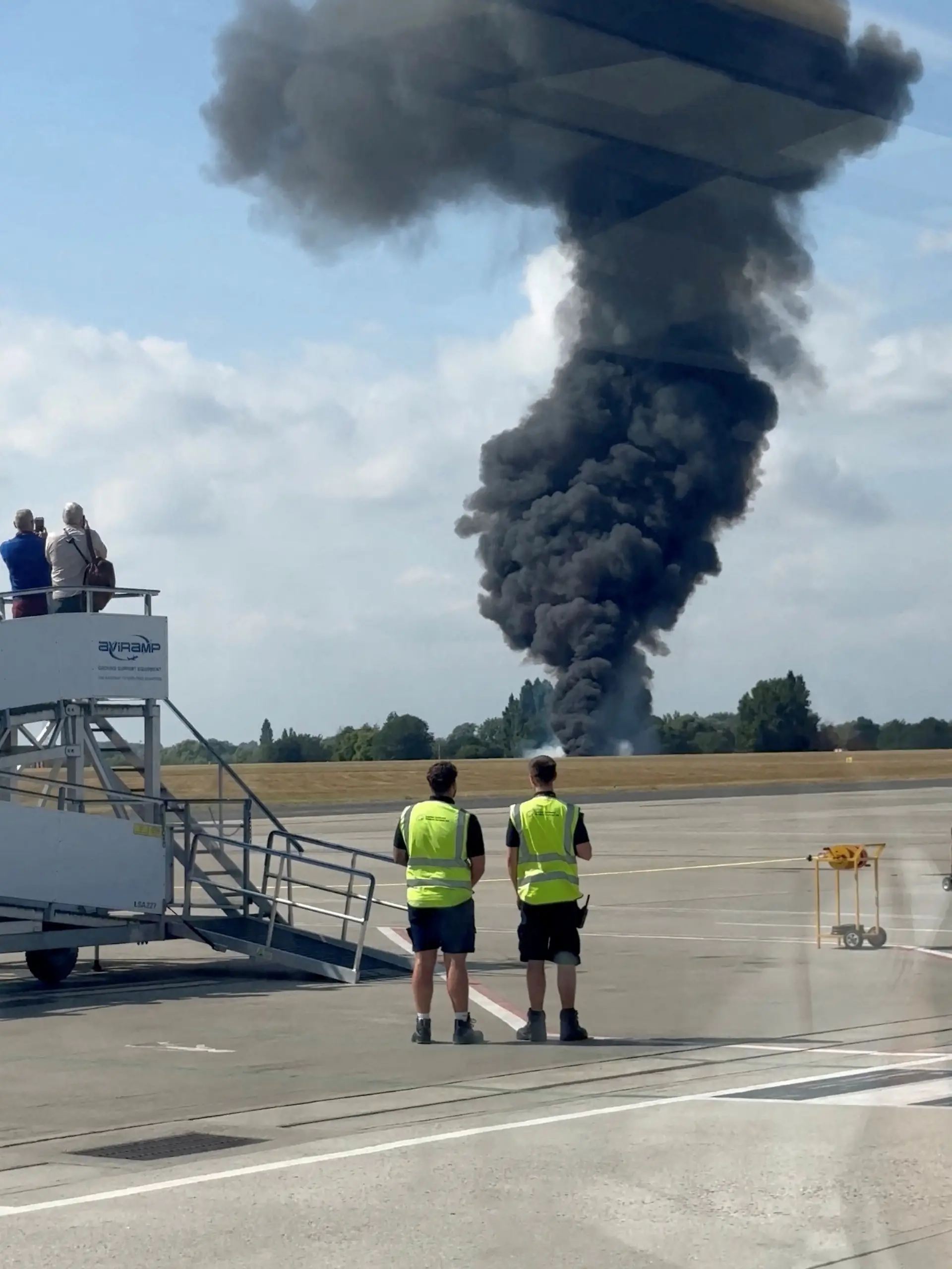Bild zu: "Kollegen trauern – Arzt aus dem Westerwald und Krankenschwester sterben bei Flugzeugabsturz"
