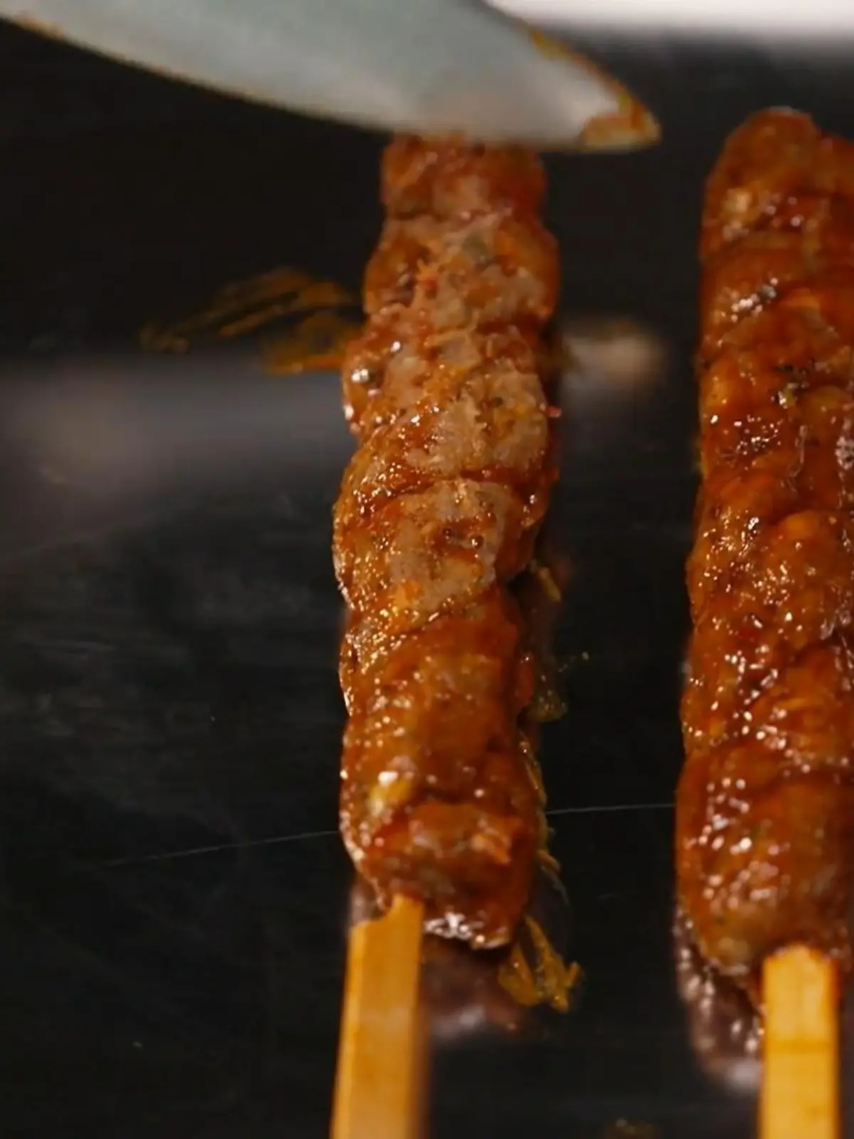 Bild zu: "Mit welchen Tricks arbeiten die Supermärkte beim Grillfleisch?"