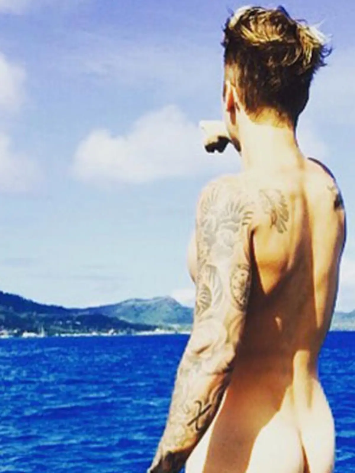 Ein Mädchenschwarm weiß, was seine Fans sehen wollen: Justin Bieber von hinten