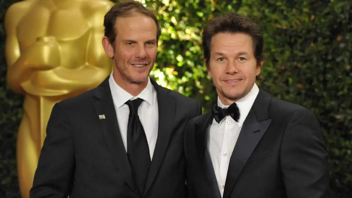 Regisseur Peter Berg (l.) scheint gerne mit Mark Wahlberg zu arbeiten