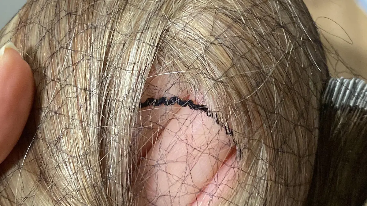 Tape-in-Extensions