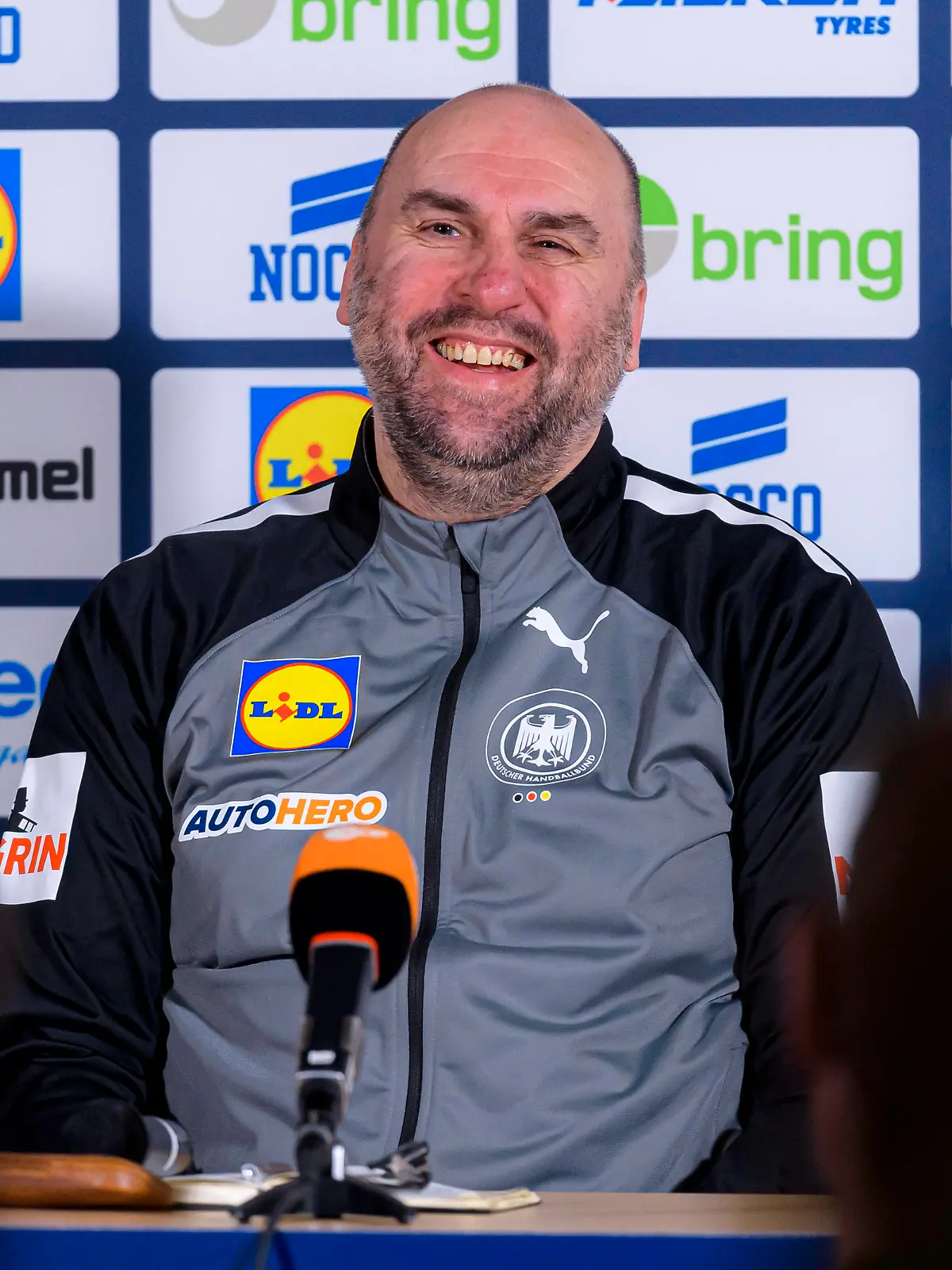 Katowice, 16. Januar 2023: Handball IHF WM, Vorrunde, Gruppe E, Deutschland - Media Day Co-Trainer Erik Wudtke Deutschland lachend / laechelnd / gut gelaunt / grinst / grinsend / Katowice Spodek Arena Polen *** Katowice, 16 January 2023 Handball IHF World Championship, Preliminary Round, Group E, Germany Media Day Co Coach Erik Wudtke Germany laughing smiling good mood grinning Katowice Spodek Arena Poland