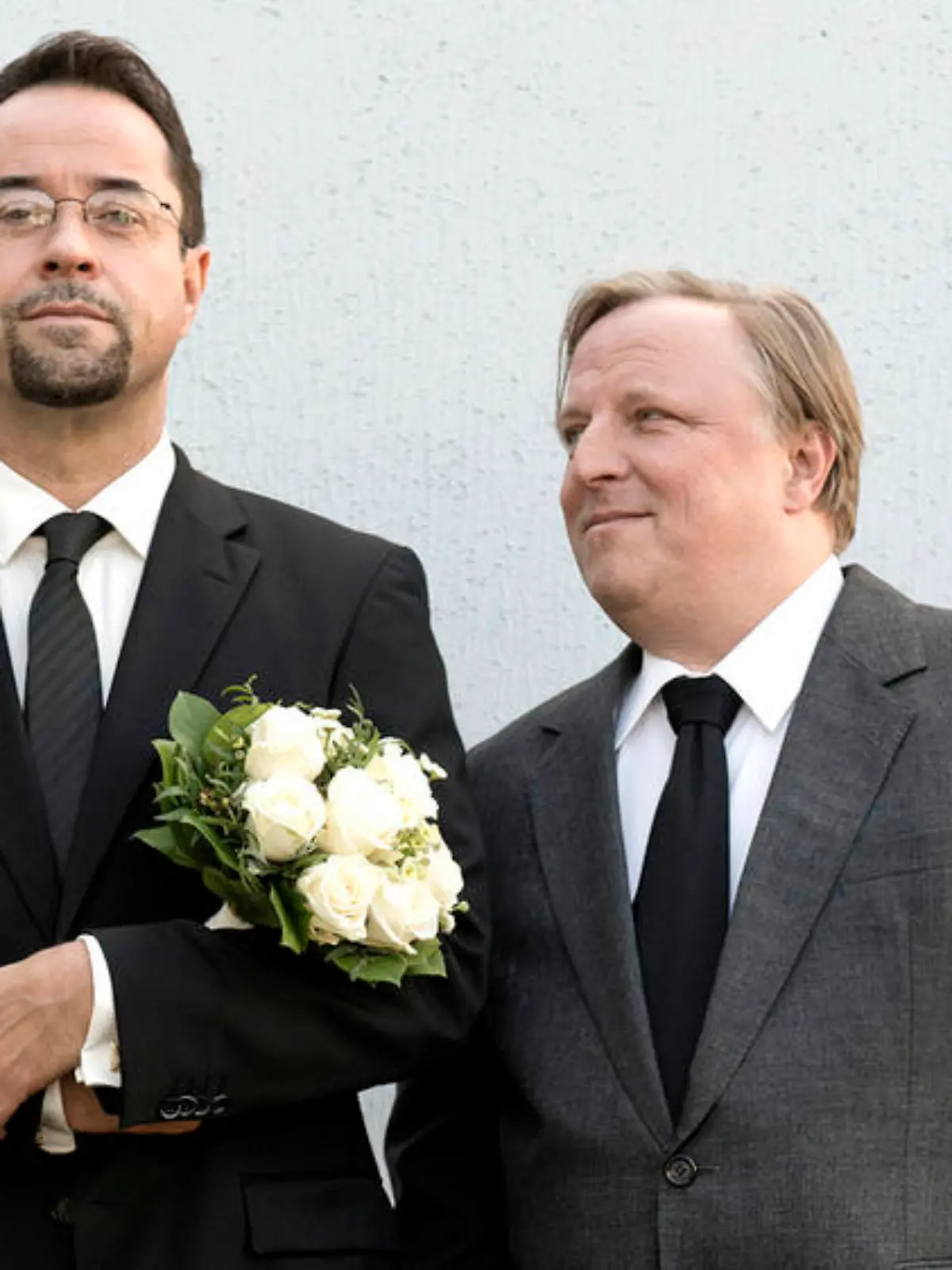Prof. Boerne (Jan Josef Liefers, l.) und Kommissar Thiel (Axel Prahl) sind ab Herbst auch auf Youtube zu sehen