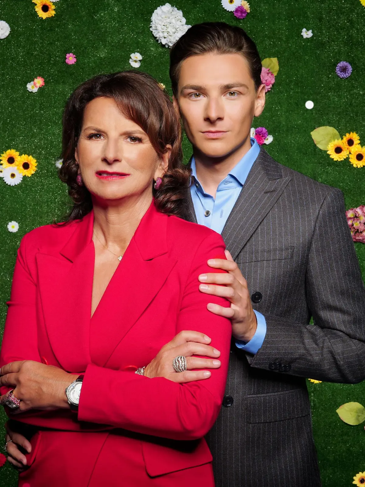 Unternehmerin Claudia Obert und Max Suhr

Die Verwendung des sendungsbezogenen Materials ist nur mit dem Hinweis und Verlinkung auf RTL+ gestattet.