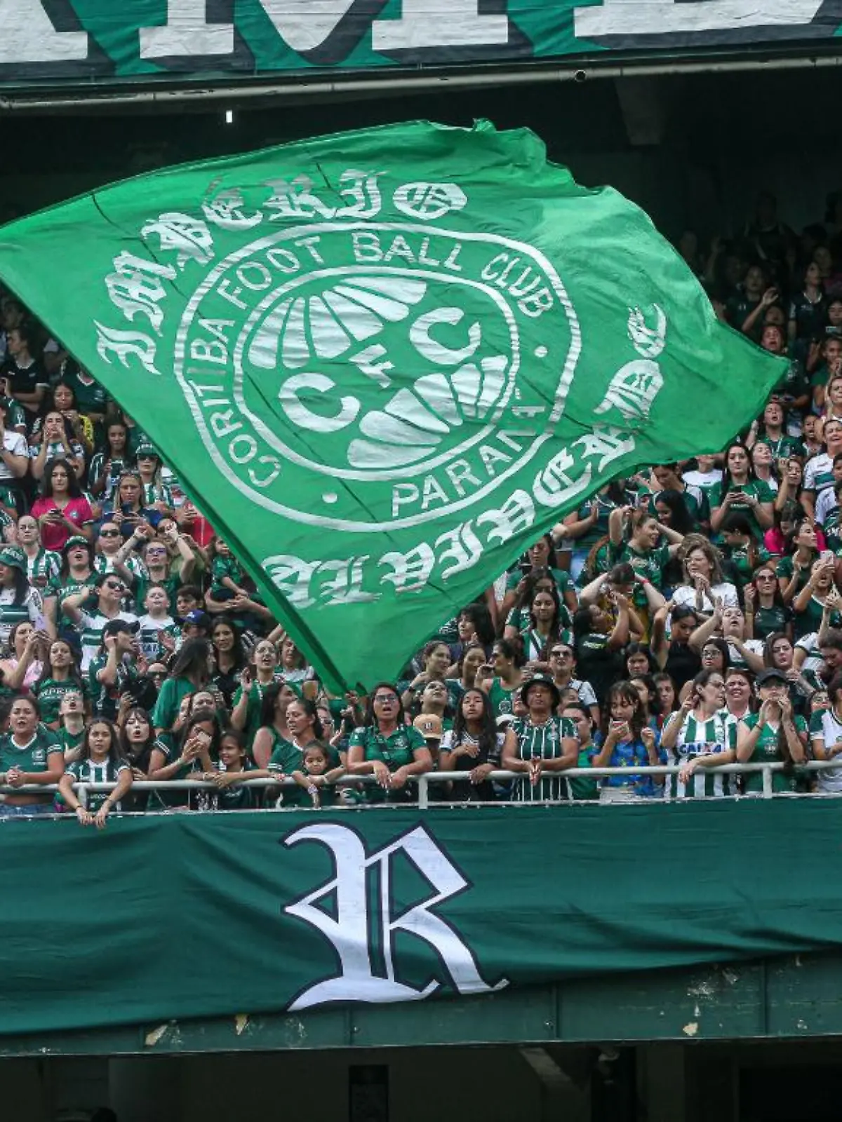 "Das am schönsten besetzte Stadion der Welt" - gab's bei Coritiba FC in Brasilien