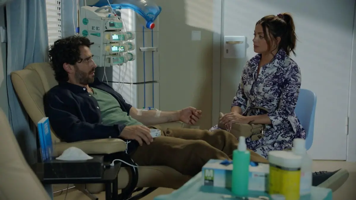 Emily unterstützt Tobias bei seiner Chemo-Therapie GZSZ Folge 8323 heute bei RTL im TV
