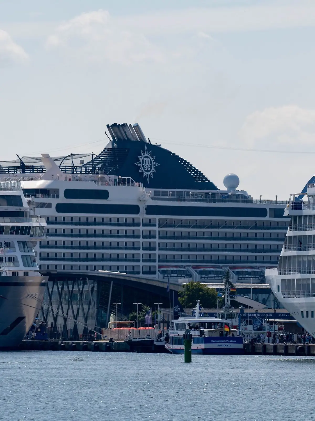 Bild zu: "Folgen des Iran-Kriegs! Werden Kreuzfahrten jetzt noch teurer?"