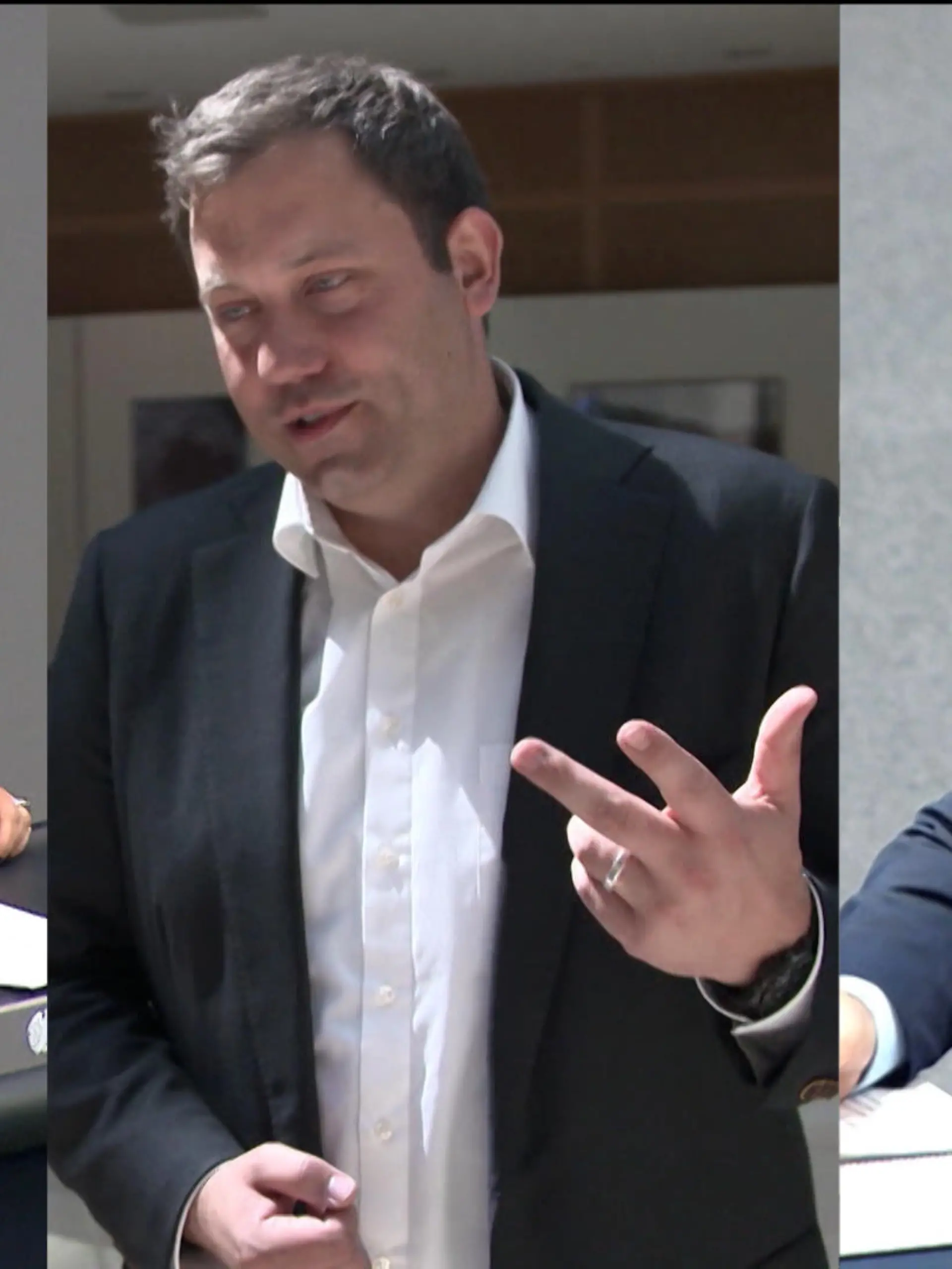 Wer besetzt den offenen Posten im Verteidigungsministerium?