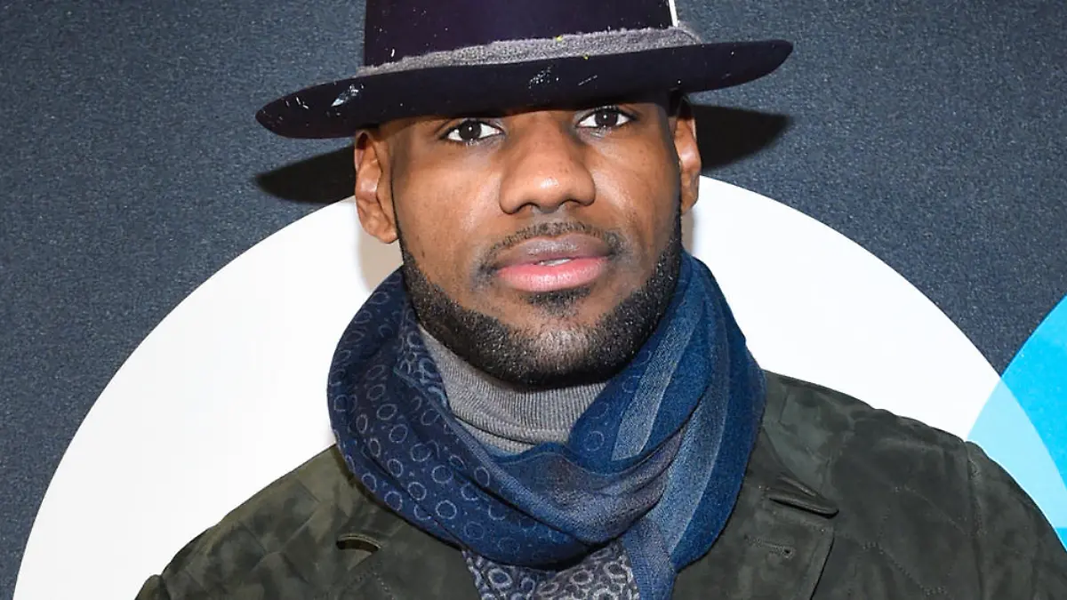 LeBron James ohne Sportklamotten
