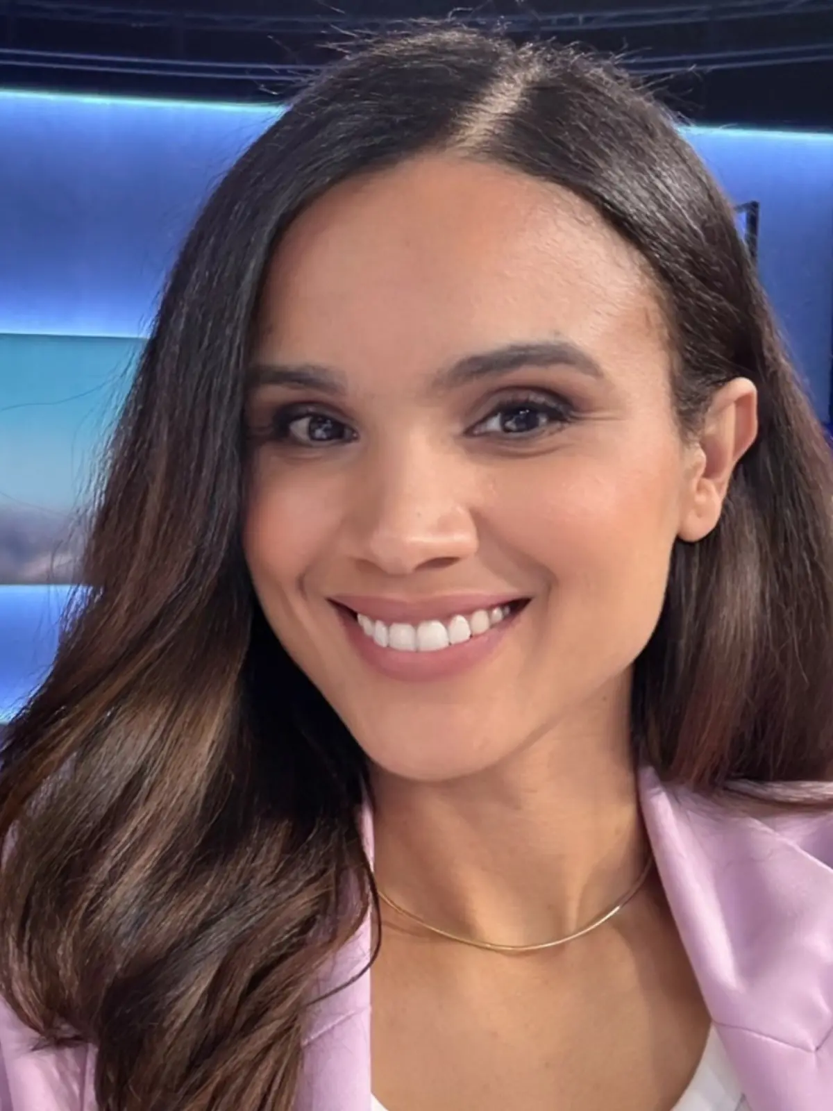 Charlotte Maihoff ist Moderatorin bei „RTL Aktuell”.