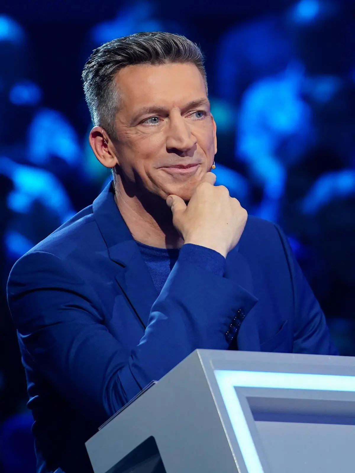 Steffen Hallaschka ist Moderator der neuen RTL-Show „7 Richtige – Das Quiz der Besserwisser”
