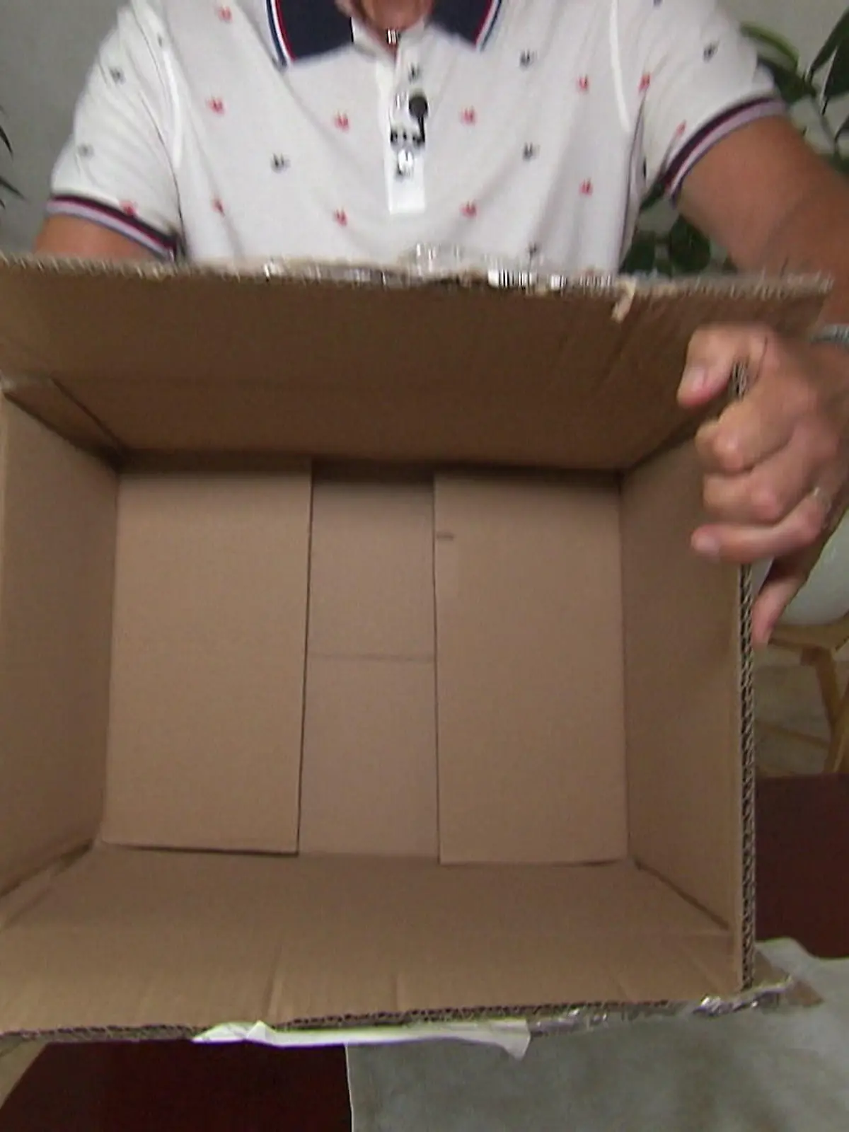Bild zu: "Plötzlich fehlt der Inhalt! Paket-Irrsinn bei der Post – was ihr tun könnt "