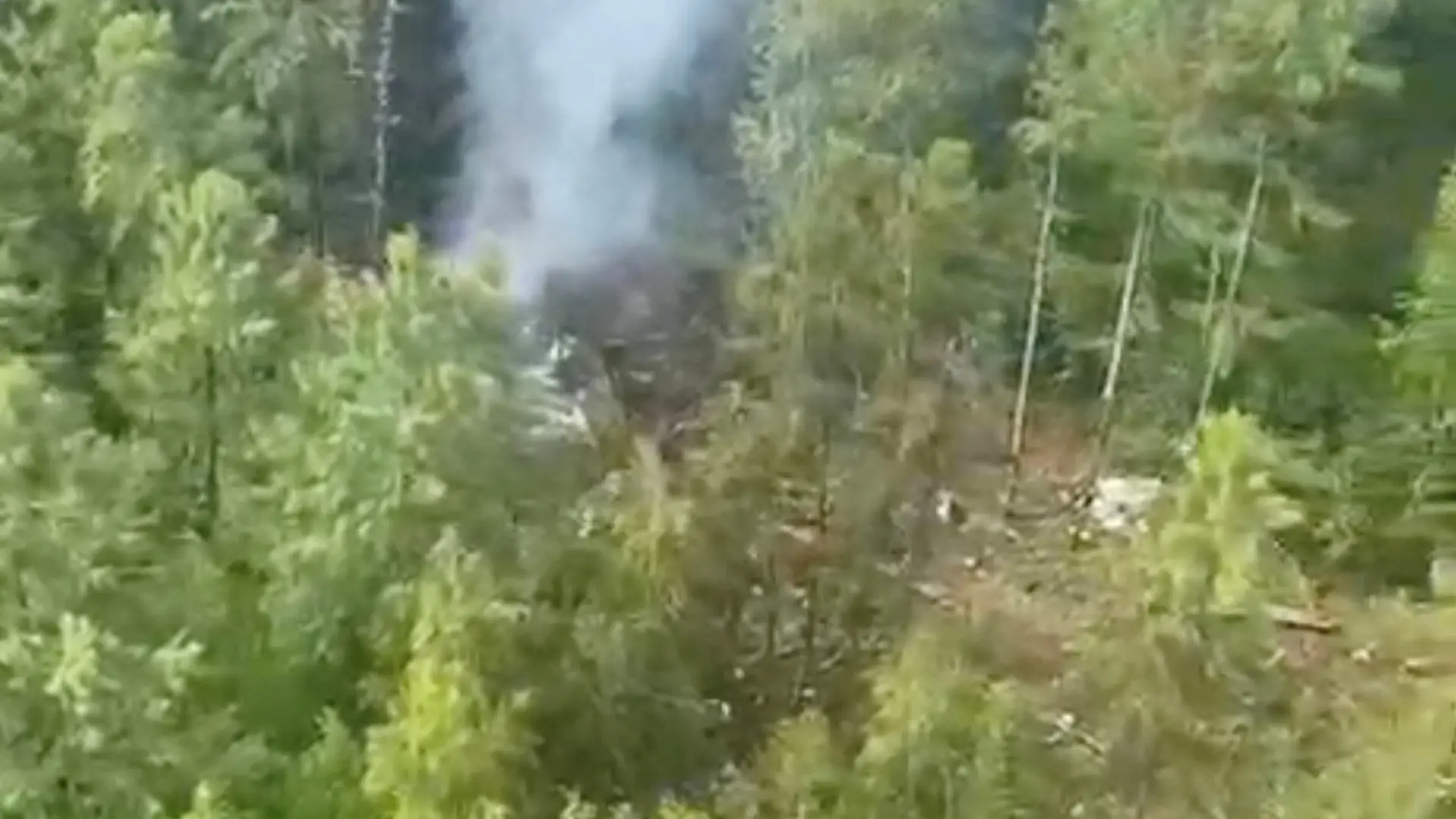 Eine russische An-24-Passagiermaschine ist mit 49 Passagieren an Bord in der fernöstlichen Amur-Region des Landes abgestürzt.