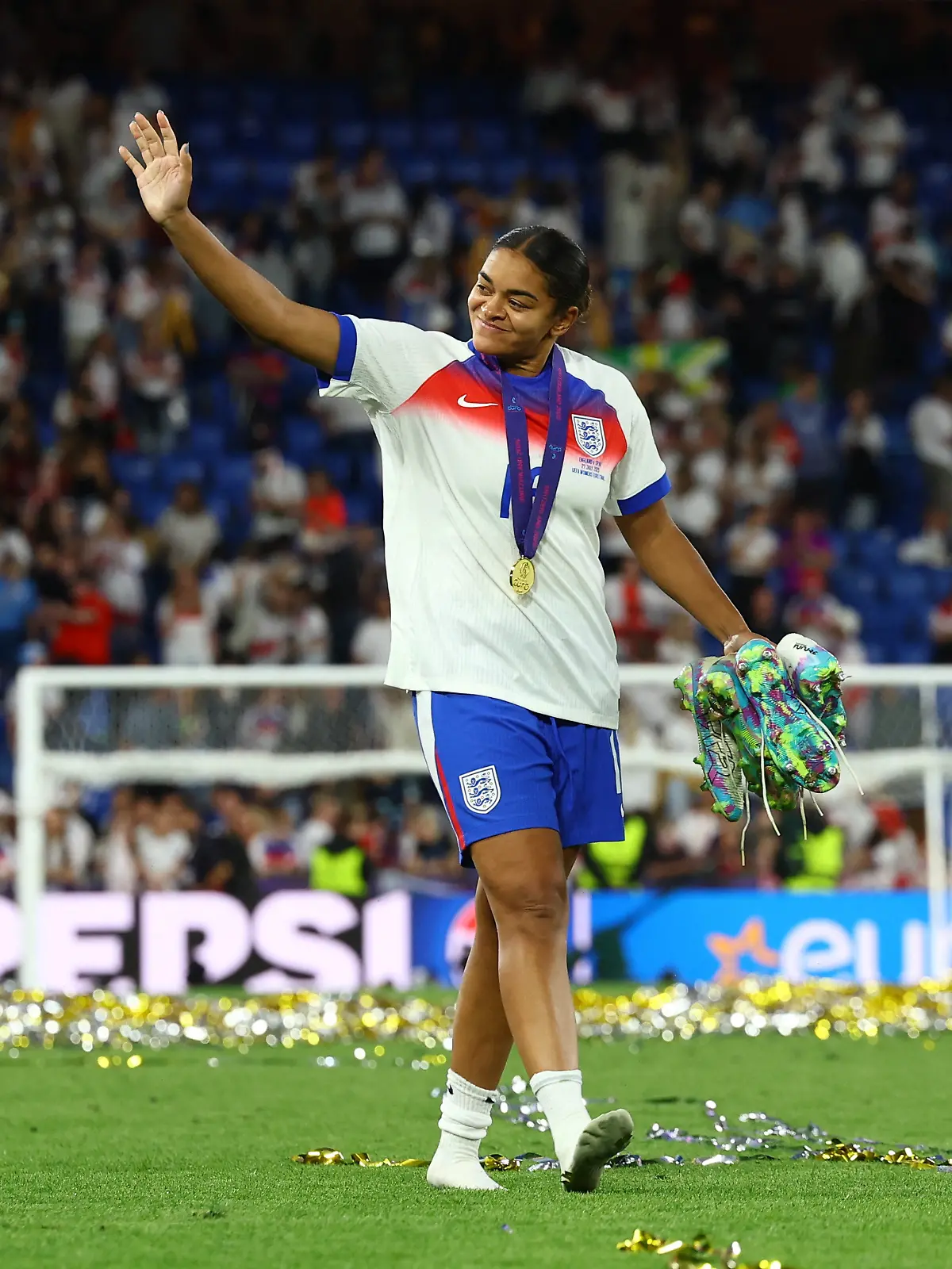 Jess Carter gewinnt mit England das Finale der Frauenfußball-EM