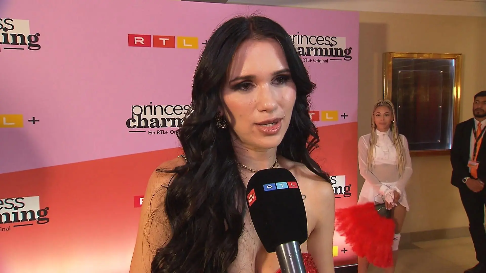Wie ist der Kontakt zwischen Nessi und Ina heute? „Princess Charming“-Premiere