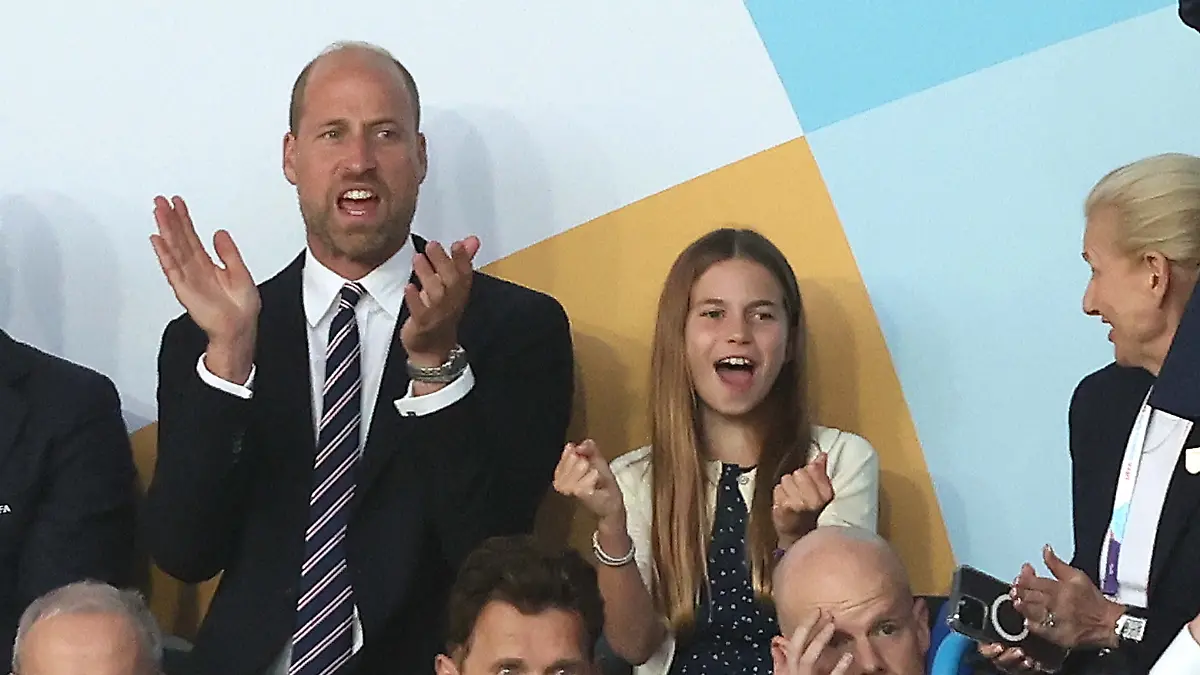Prinzessin Charlotte mit Papa Prinz WIlliam