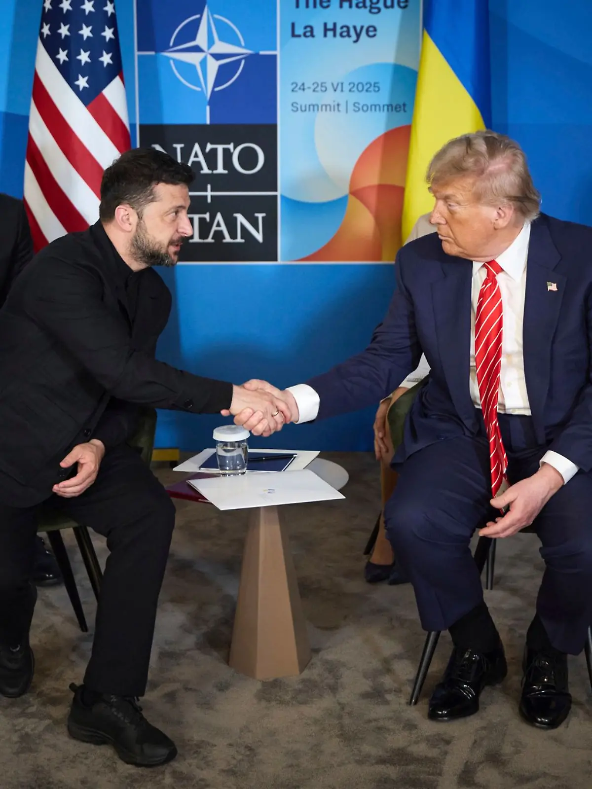 Bild zu: "Trump setzt Ultimatum, Russland droht mit Krieg – so reagiert die Ukraine"