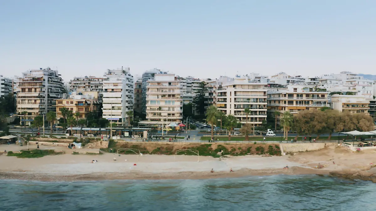 Blick auf den Strand von Palaio Faliro in der Nähe von Athen (Griechenland): Dort wurde die Leiche des Mädchens gefunden.