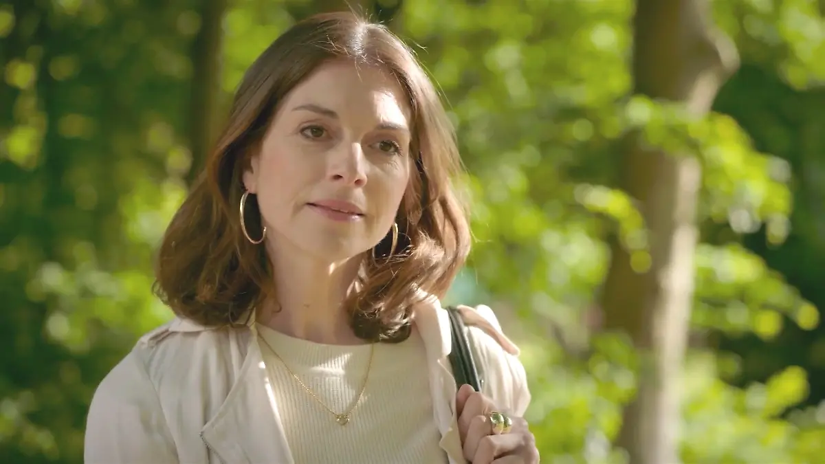 AWZ-Vorschau am 15.08.25 im TV: Wie reagiert Gabriella auf Simones Gefallen?