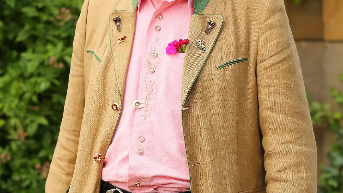 Gregor, der hessische Cowboy, hat sich für das Scheunenfest besonders schick gemacht.