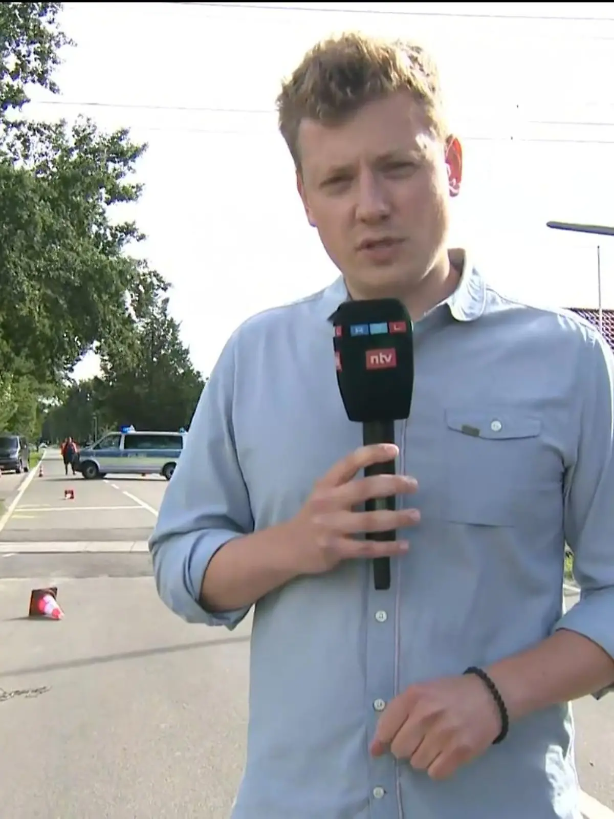Bild zu: "RTL-Reporter berichtet von Unglückstelle in Bad Zwischenahn"