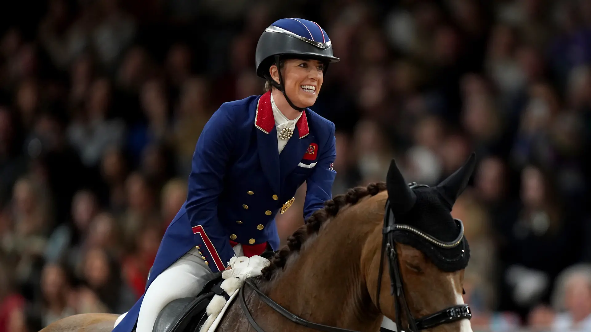 Charlotte Dujardin ist zurück im Sattel.