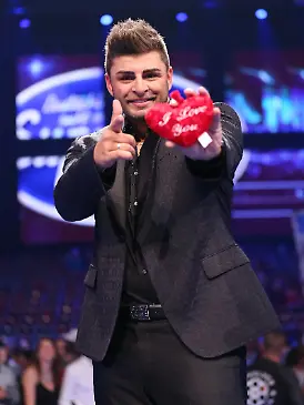 Severino Seeger ist 'Superstar 2015'. Verwendung der Bilder für Online-Medien ausschließlich mit folgender Verlinkung:'Alle Infos zu 'Deutschland sucht den Superstar' im Special bei RTL.de: www.rtl.de/cms/sendungen/superstar.html