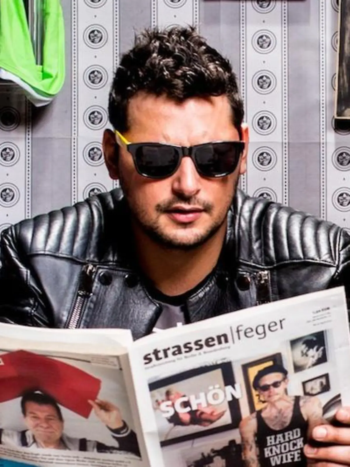 Bass Sultan Hengzt macht "Musik wegen Weibaz"