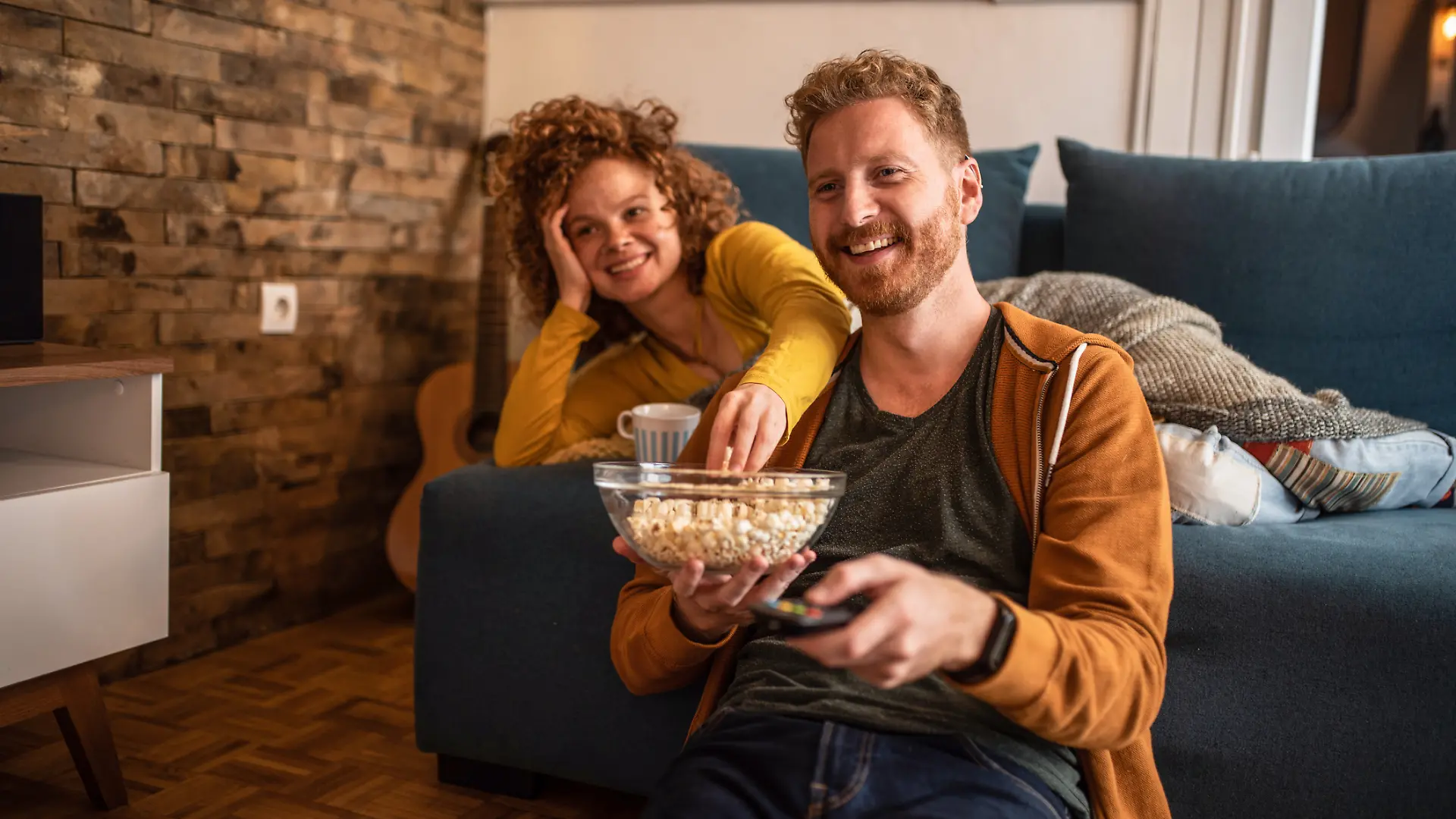 Die schönsten Herbstfilme und -serien für gemütliche Stunden
