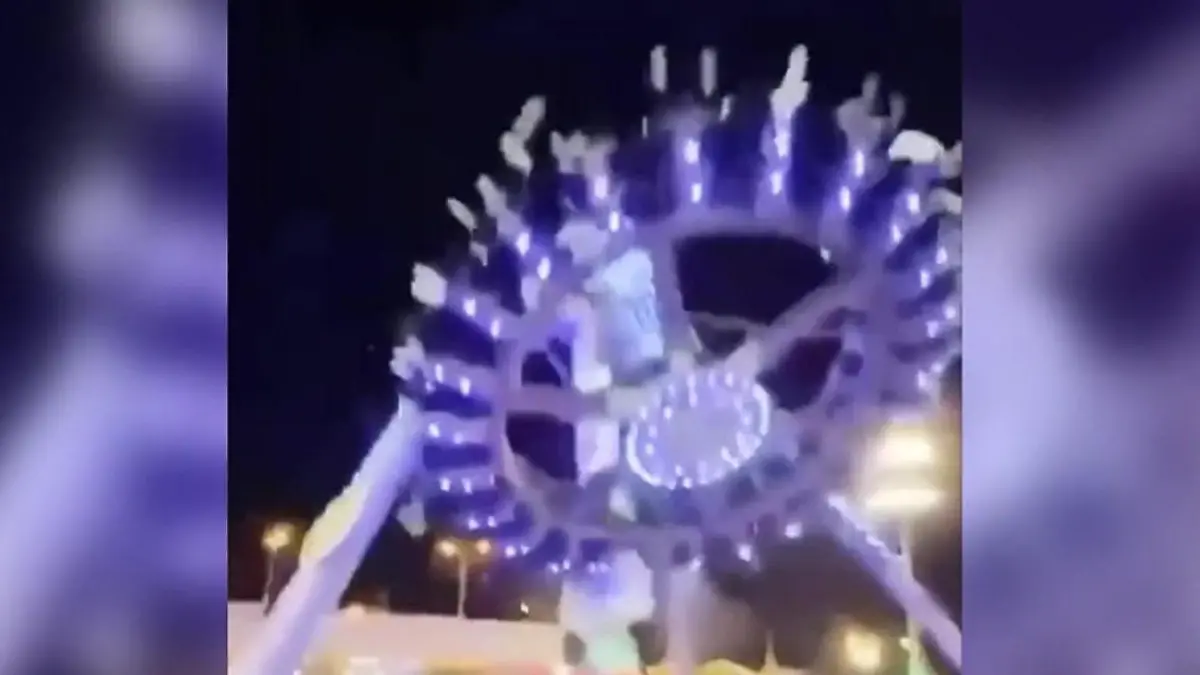 Horror im Freizeitpark! Vollbesetztes Karussell bricht einfach ab 23 Fahrgäste werden bei dem Unglück verletzt