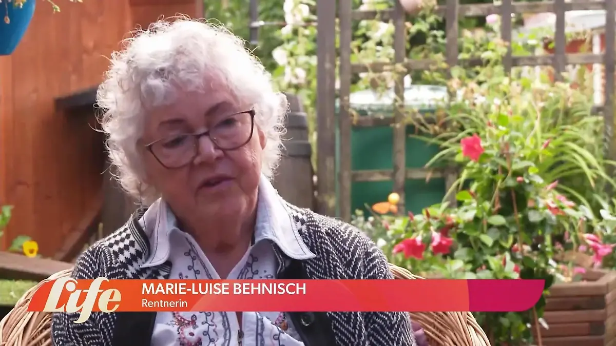 Oma Marie-Luise kämpft gegen Enkeltrick-Anrufe Telefonterror, Enkeltrick