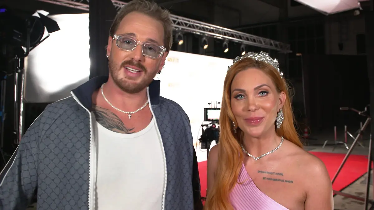 Gehen mit Optimismus und Humor ins Sommerhaus-Rennen: Dennis und Tara