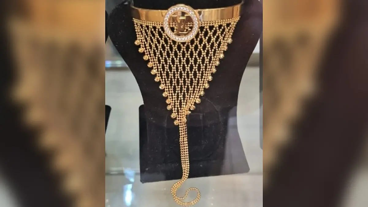 Ein im März gestohlenes Collier aus einem Lübecker Juweliergeschäft.