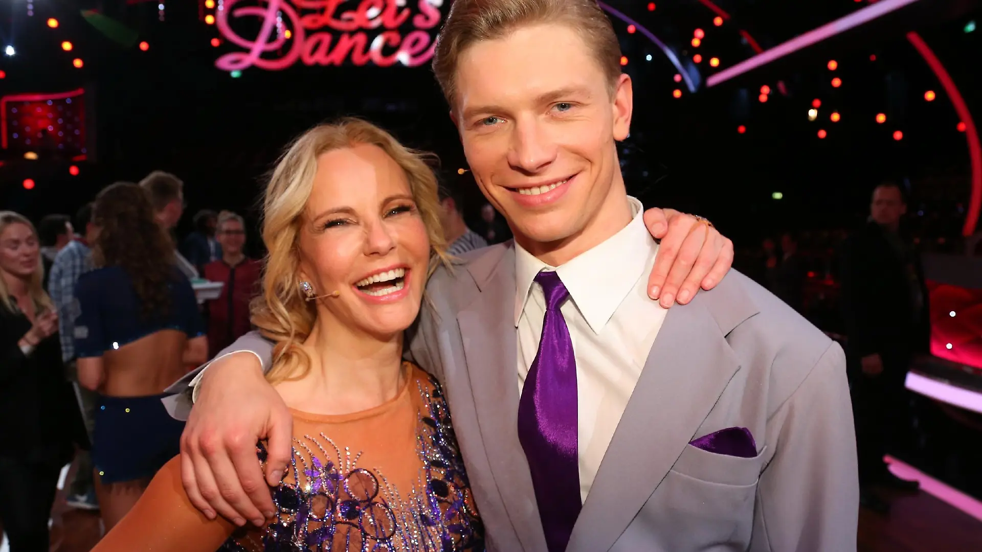 Katja Burkard und Paul Lorenz sind ausgeschieden. Verwendung der Bilder für Online-Medien ausschließlich mit folgender Verlinkung: 'Alle Infos zu 'Let's Dance' im Special bei RTL.de: http://www.rtl.de/cms/sendungen/show/lets-dance.html