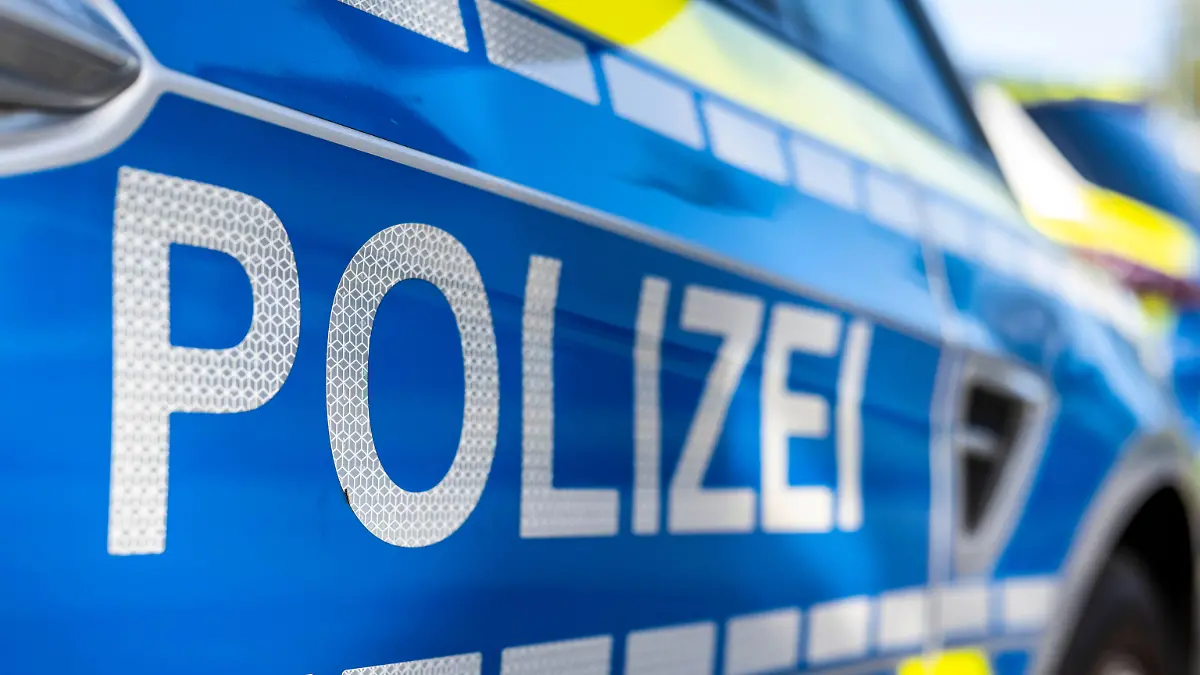 epi_229017480_DPA BF_xgtv2cksp6-v1-ax-ms6144.jpg_Symbolbild - Polizei.jpg
