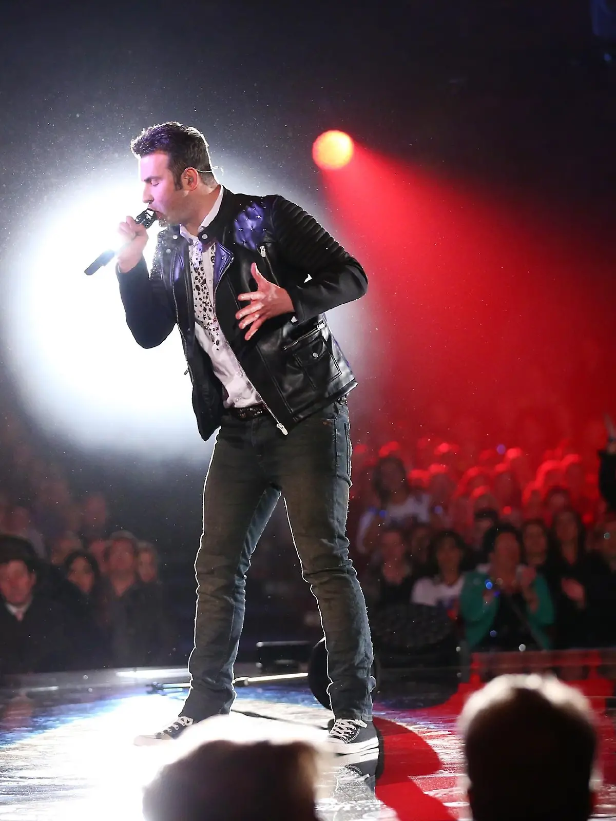 Antonio Gerardi bei seinem Auftritt in der Eventshow in der Balver Höhle.      Verwendung der Bilder für Online-Medien ausschließlich mit folgender Verlinkung:'Alle Infos zu 'Deutschland sucht den Superstar' im Special bei RTL.de: www.rtl.de/cms/sendungen/superstar.html