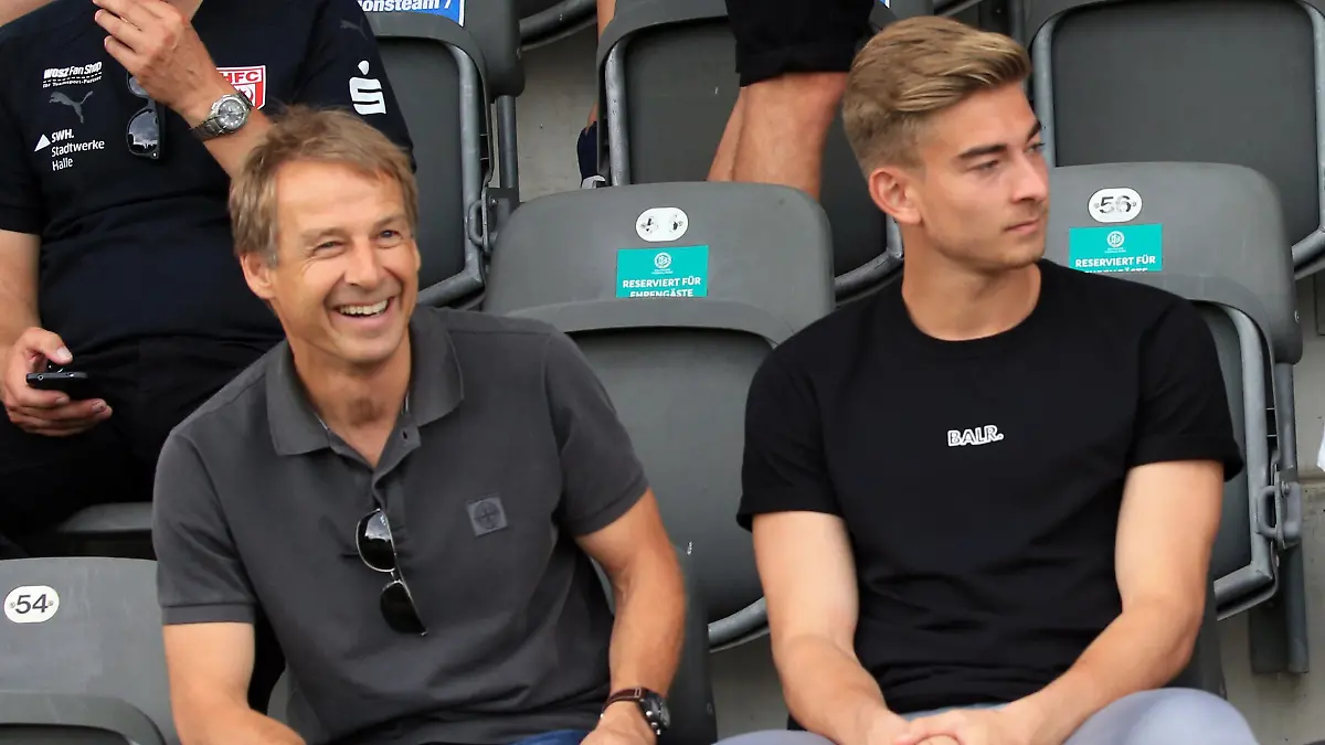 15.08.2018, Amateurstadion, Berlin, GER, 1.FBL, Hertha BSC VS. Hallenser FC, im Bild Familie Klinsmann, Jonathan Klinsmann (Hertha BSC Berlin #33), Juergen, Tochter, Ehefrau Foto © nordphoto / Engler