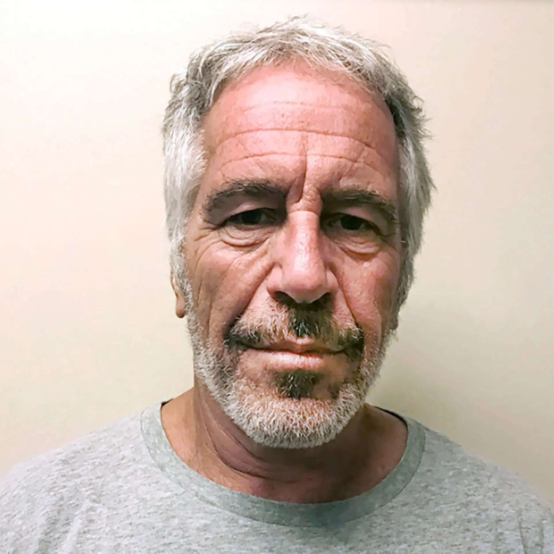 Epstein beging 2019 mit 66 Jahren in seiner Gefängniszelle offiziellen Angaben zufolge Suizid. (Archivbild)