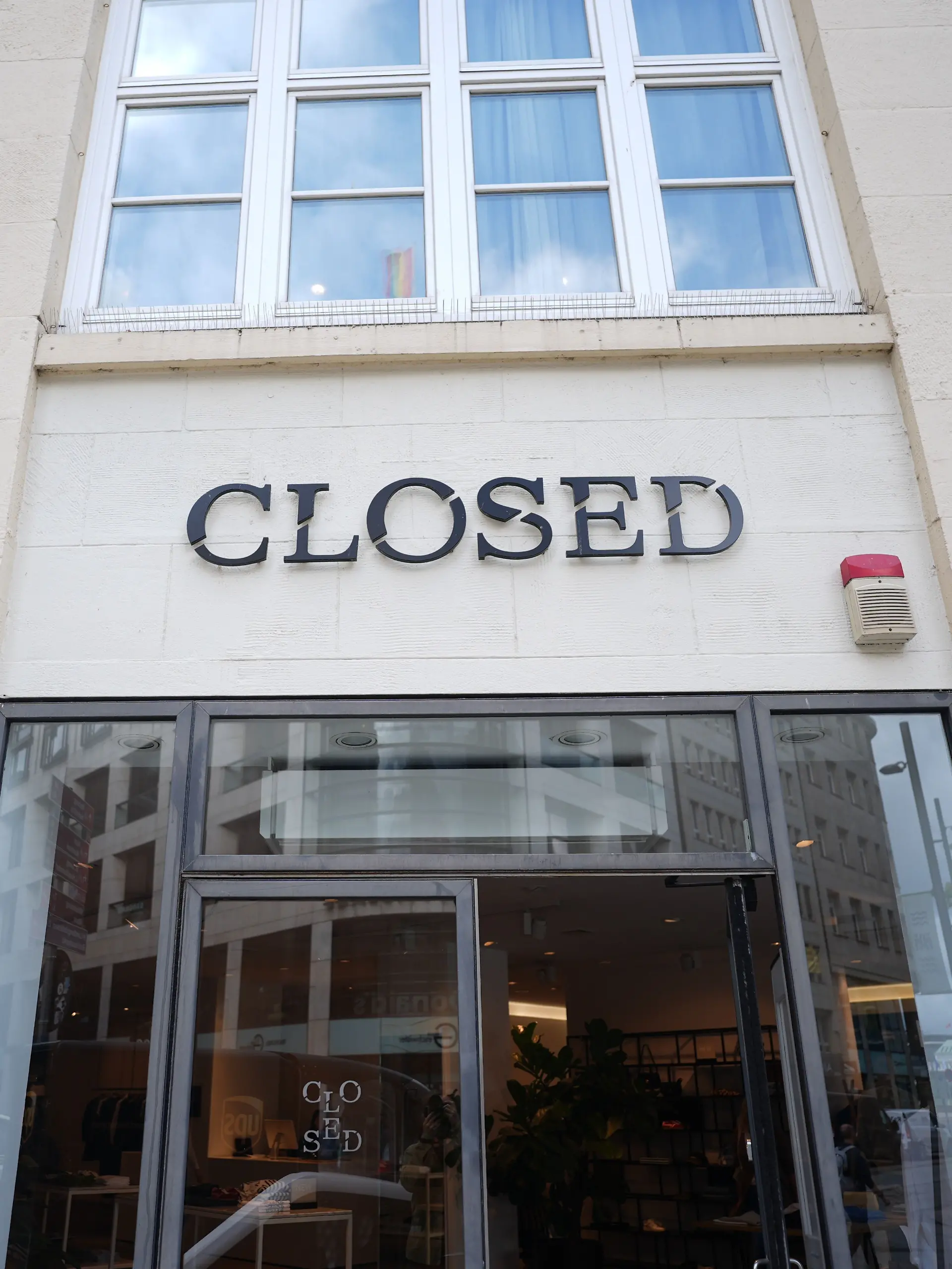 Die Hamburger Modemarke Closed hat einen Insolvenzantrag gestellt. 
