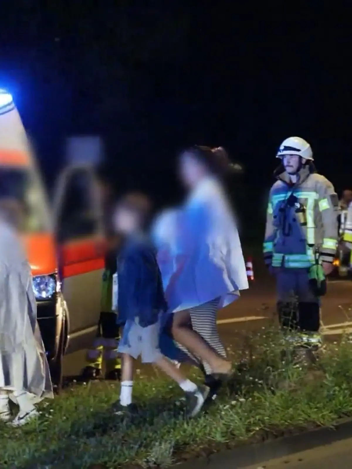 Bild zu: "Chlor-Alarm im Schwimmbad! 14 Jugendliche müssen ins Krankenhaus "