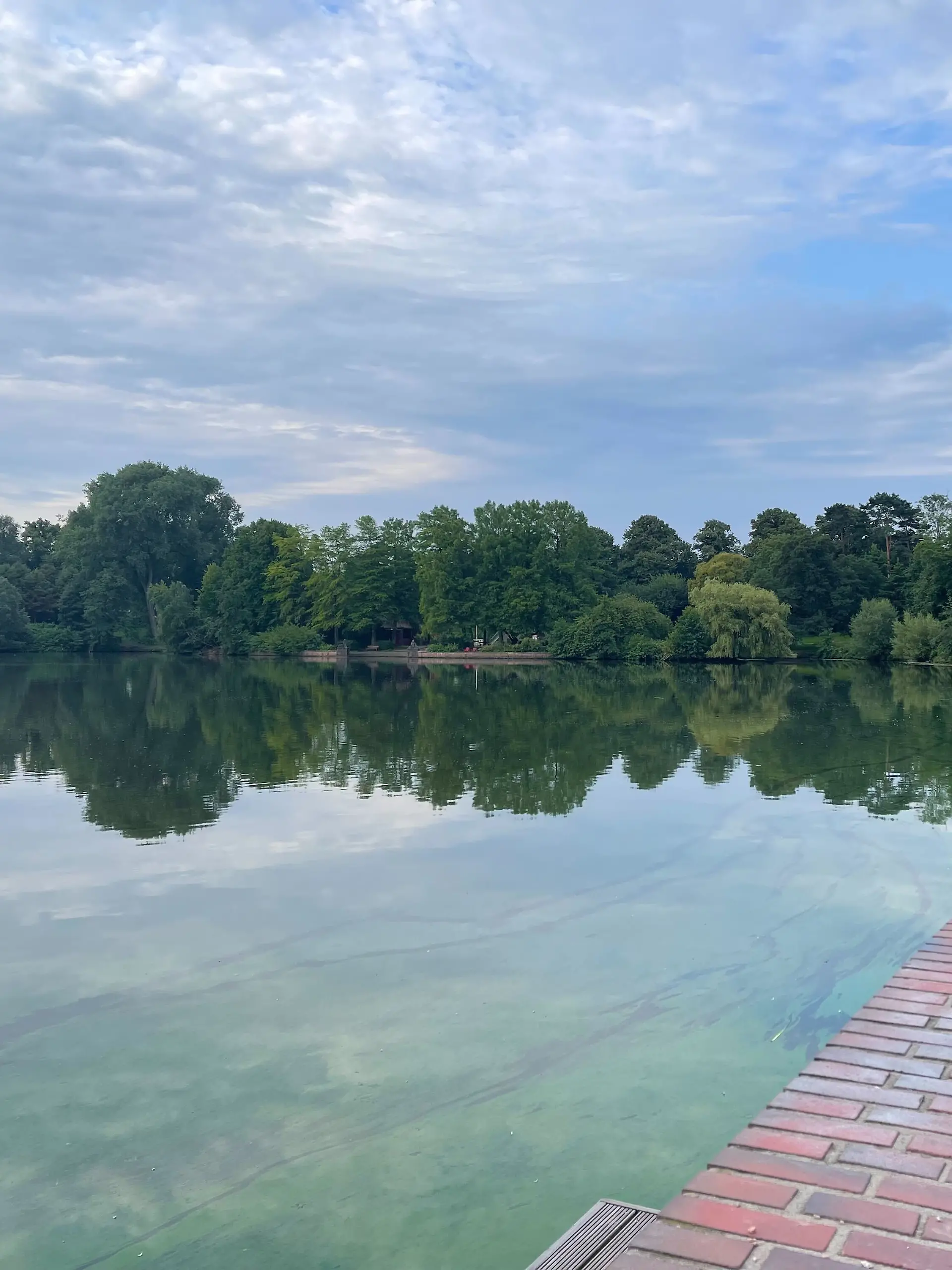 Bild zu: "13-jähriger Vermisster tot aus Hamburger Stadtparksee geborgen!"